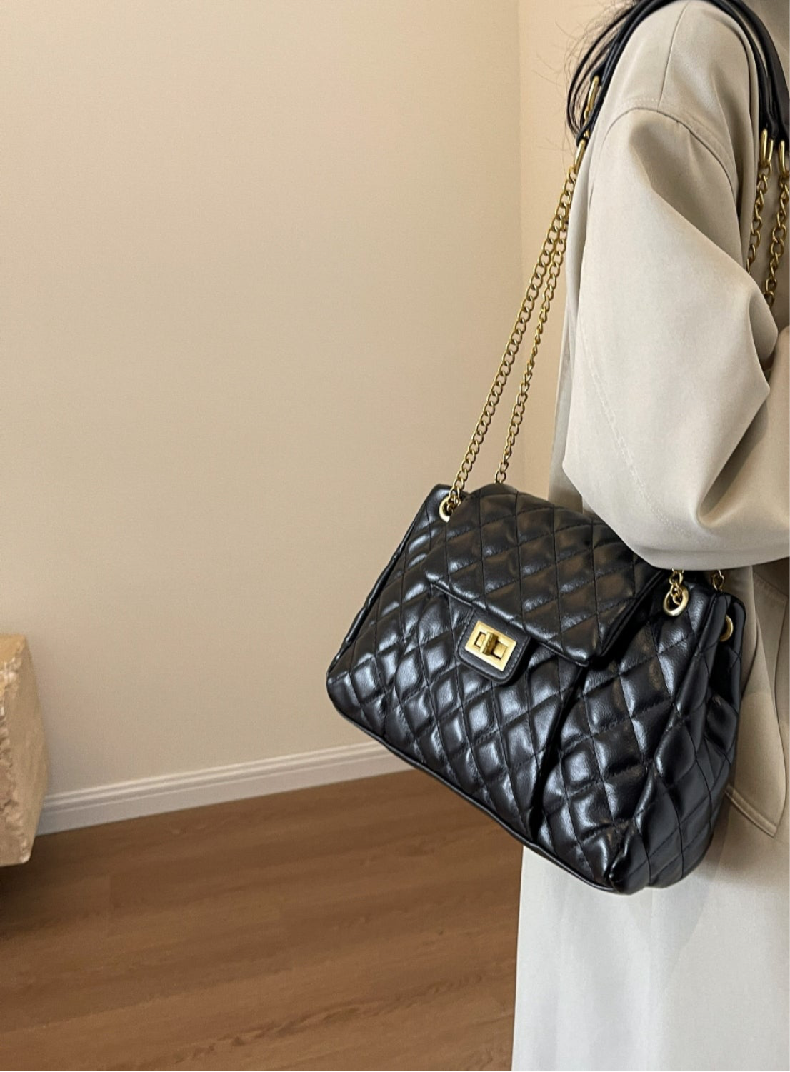 Linda Leather Shoulder Bag - Undeniably LUXE