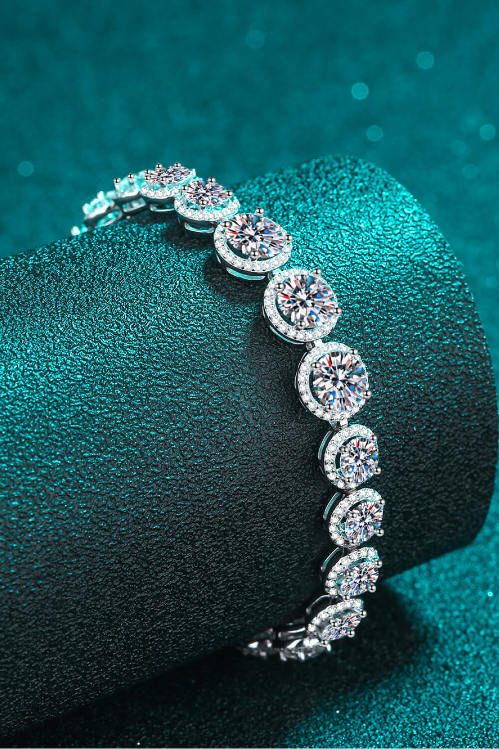 925 Sterling Silver 10.4 Carat Moissanite Bracelet - Undeniably LUXE
