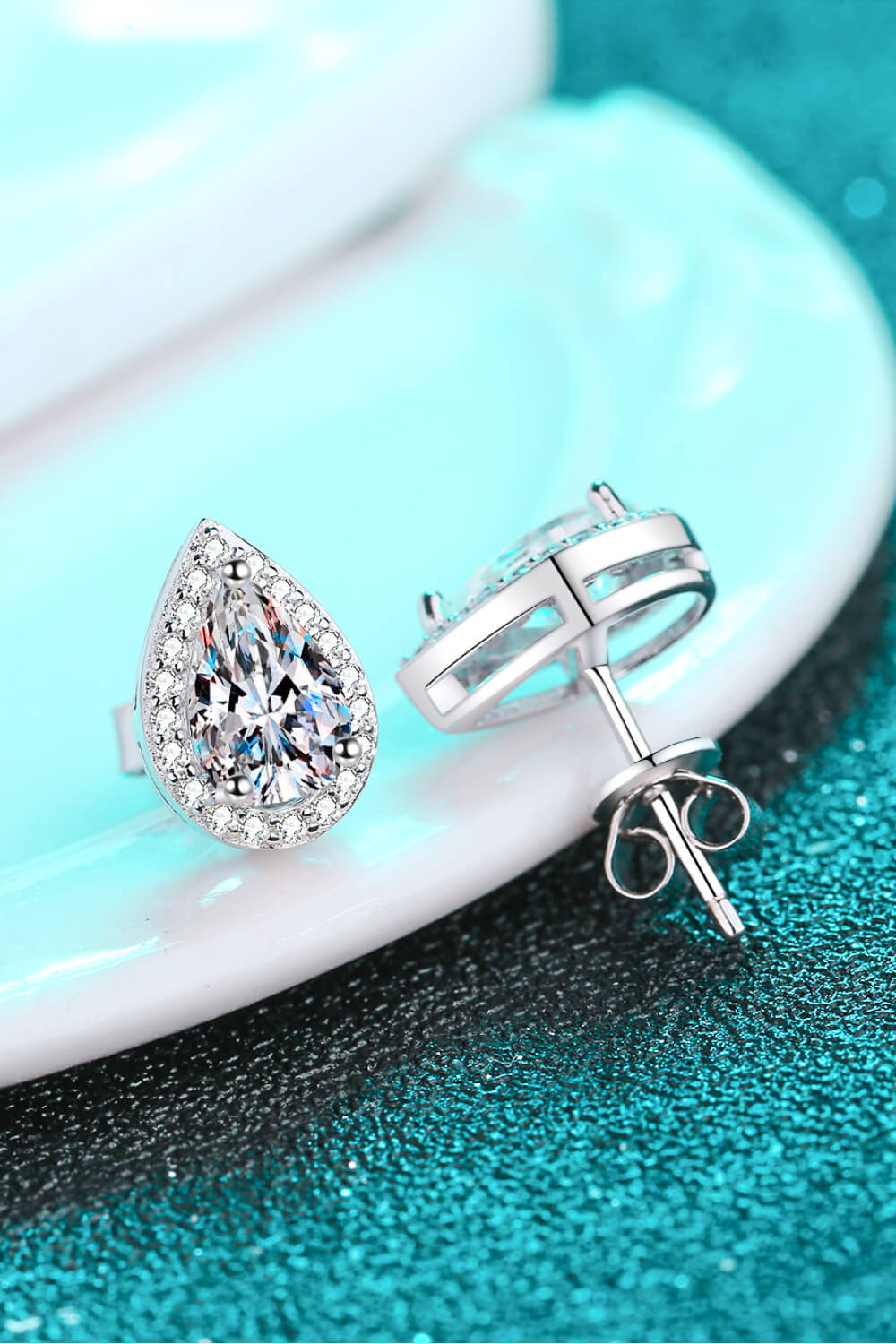 Moissanite Teardrop Stud Earrings - Undeniably LUXE