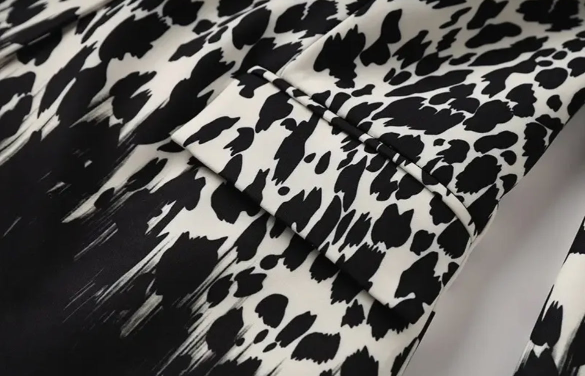 Black & White Leopard Print Blazer - Undeniably LUXE