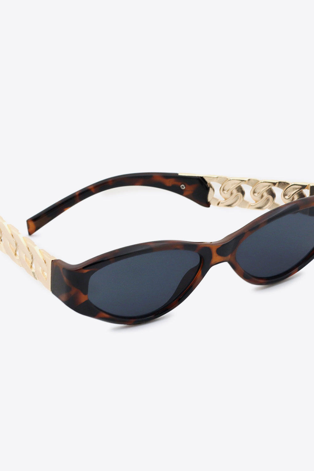 Chain Detail Cat Eye Sunglasses - Undeniably LUXE
