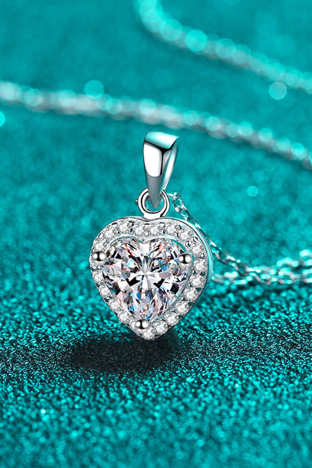 1 Carat Moissanite Heart Pendant Chain Necklace - Undeniably LUXE