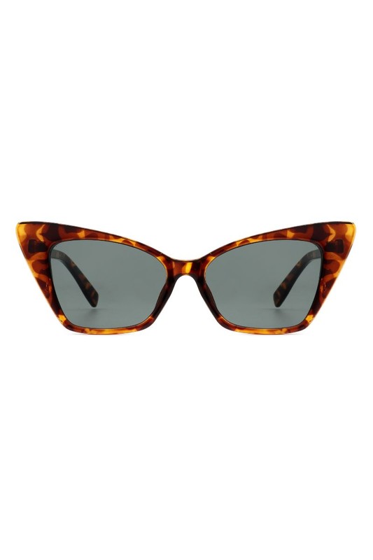 Vida Cat Eye Sunglasses