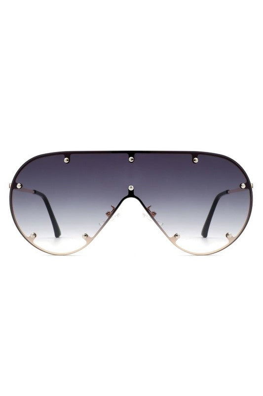Amaya Aviator Style Sunglasses - Undeniably LUXE