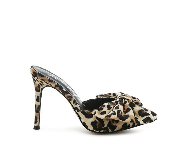 Joelle Pump - Undeniably LUXE