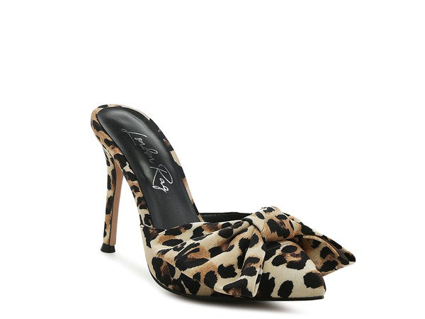 Joelle Pump - Undeniably LUXE