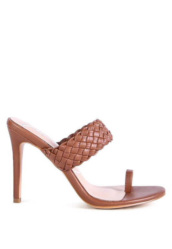 HIGH PERKS WOVEN STRAP TOE RING SANDALS - Undeniably LUXE