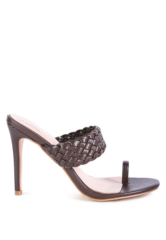 HIGH PERKS WOVEN STRAP TOE RING SANDALS - Undeniably LUXE