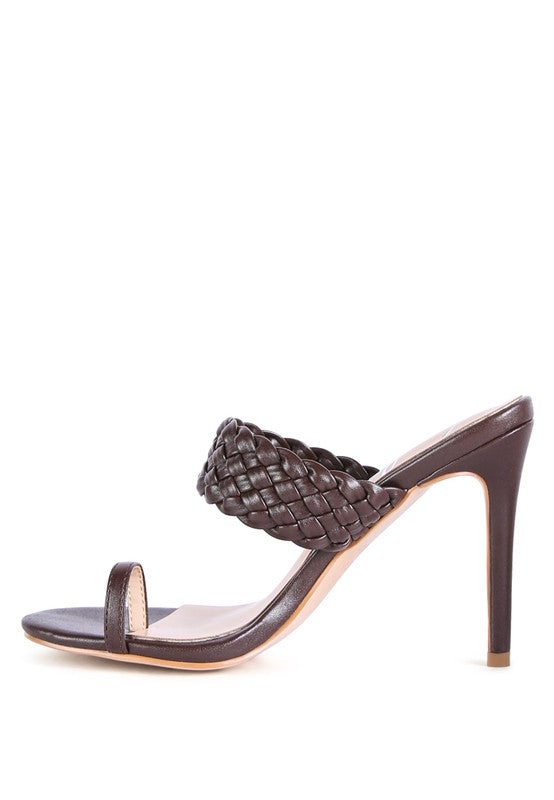 HIGH PERKS WOVEN STRAP TOE RING SANDALS - Undeniably LUXE