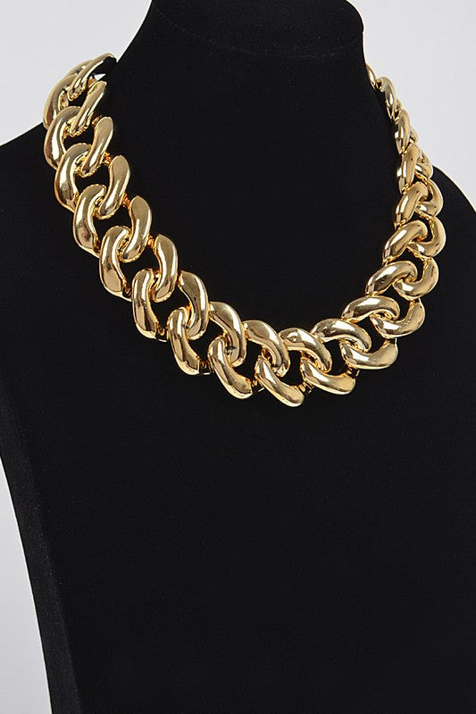 Oversize Chunky Chain Collar Necklace - Undeniably LUXE