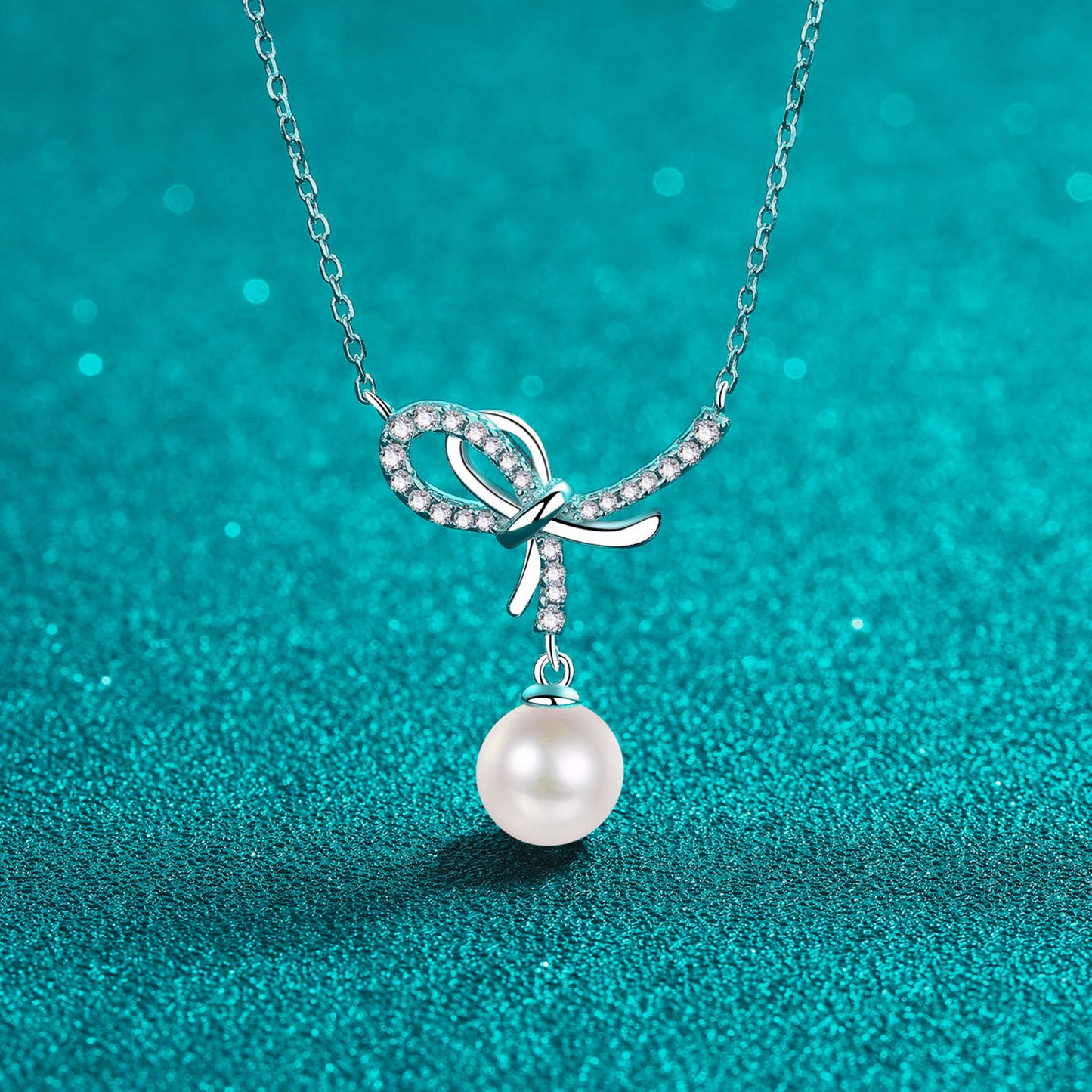 Pearl Pendant Moissanite Necklace